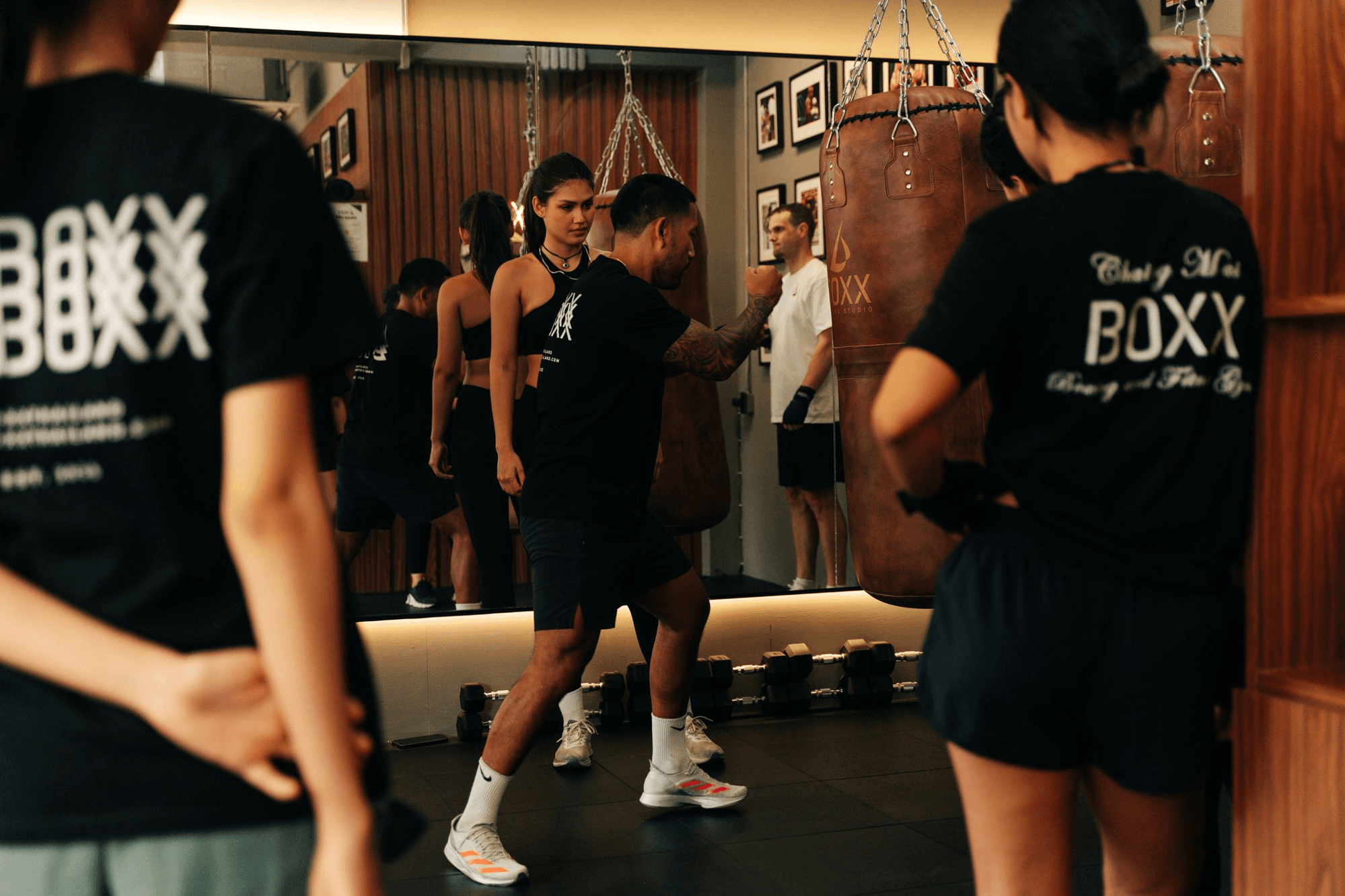 BOXX boxing class in session